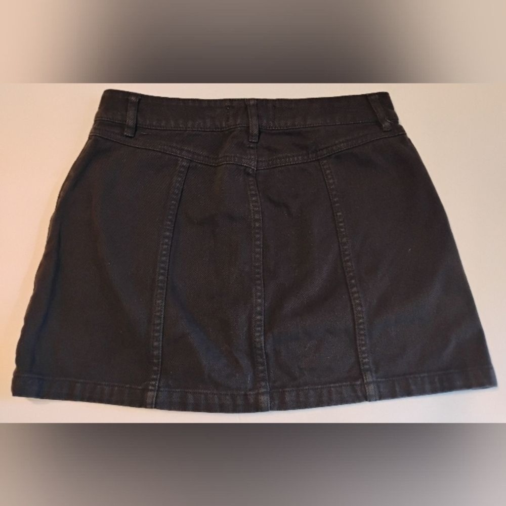 PacSun Black Denim Mini Skirt Front Zip Size 27 High Rise Edgy Chic Y2K Skater - Picture 2 of 7